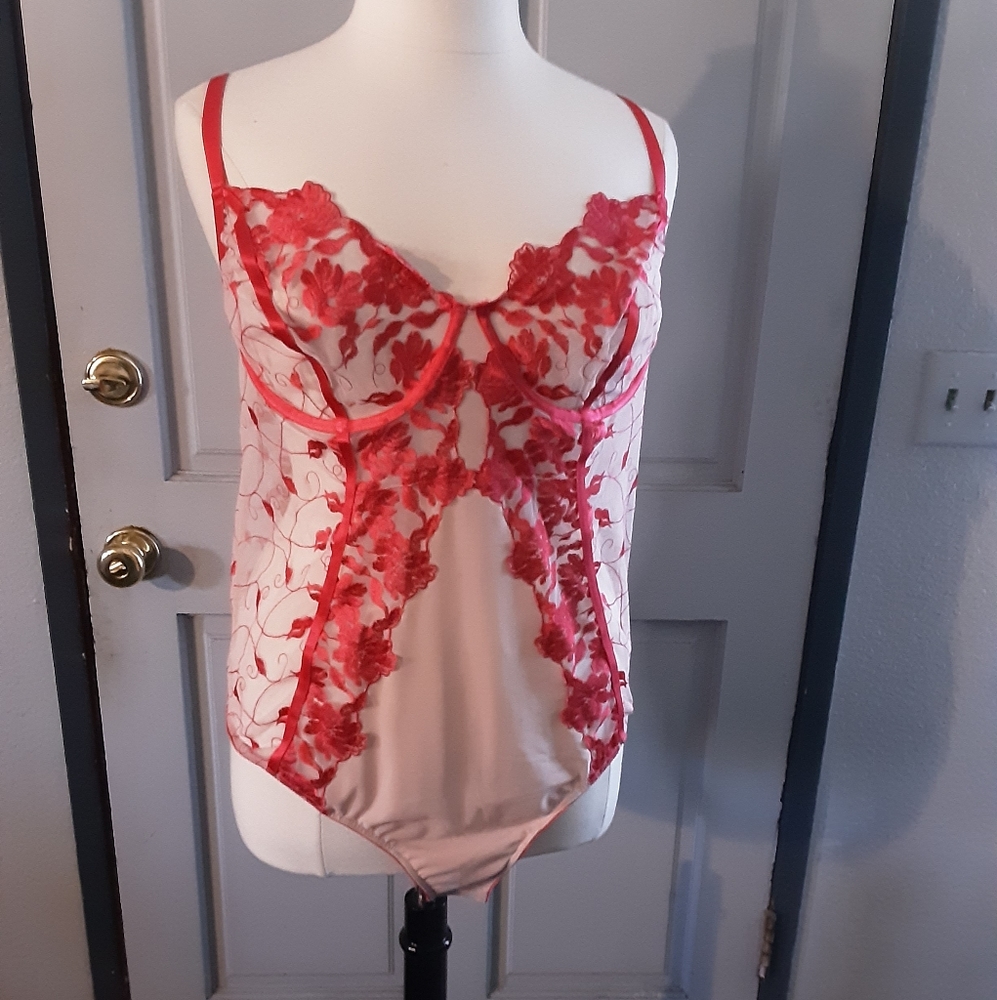 🔥Host Pick🔥Torrid  body suit - Picture 3 of 9